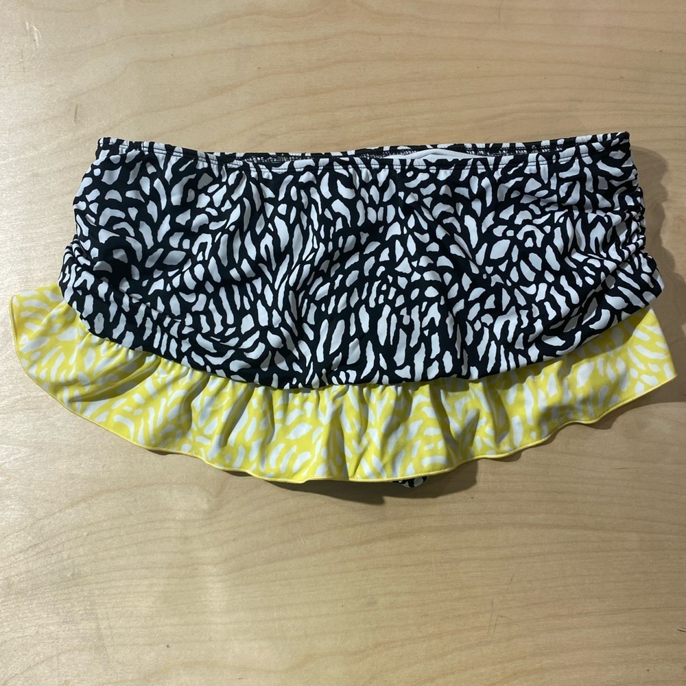 24th & Ocean Stylish Black and Yellow Women's Bikini Bottom Large (NA) - Picture 7 of 9